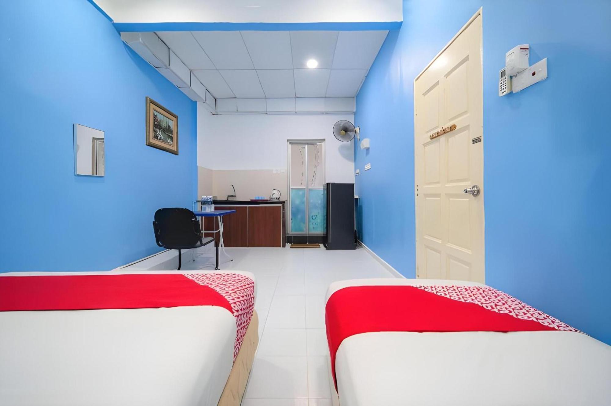 Super Oyo 89807 My Budget Home Batu Feringgi Exterior foto